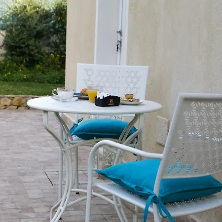 Bed & Breakfast Avion Elmas