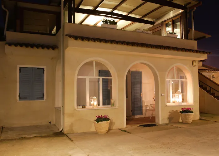 Avion Bed & Breakfast 4*