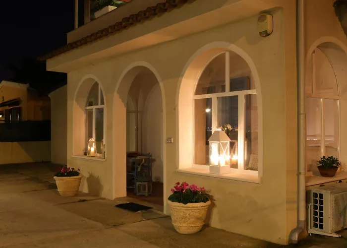 Avion Bed & Breakfast 4*