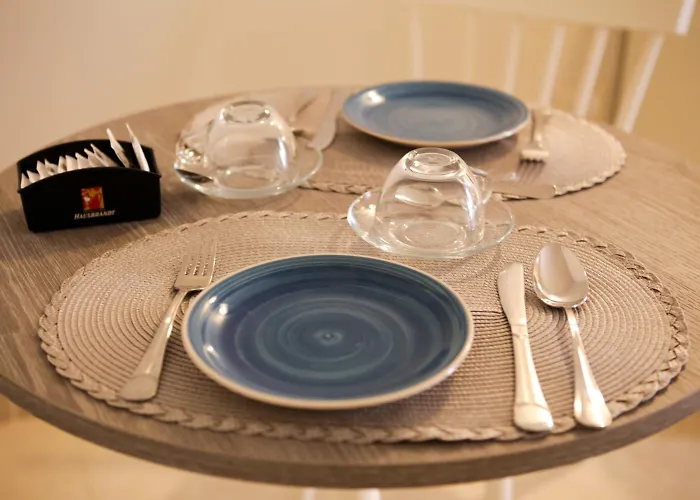 Bed & Breakfast Avion 4*